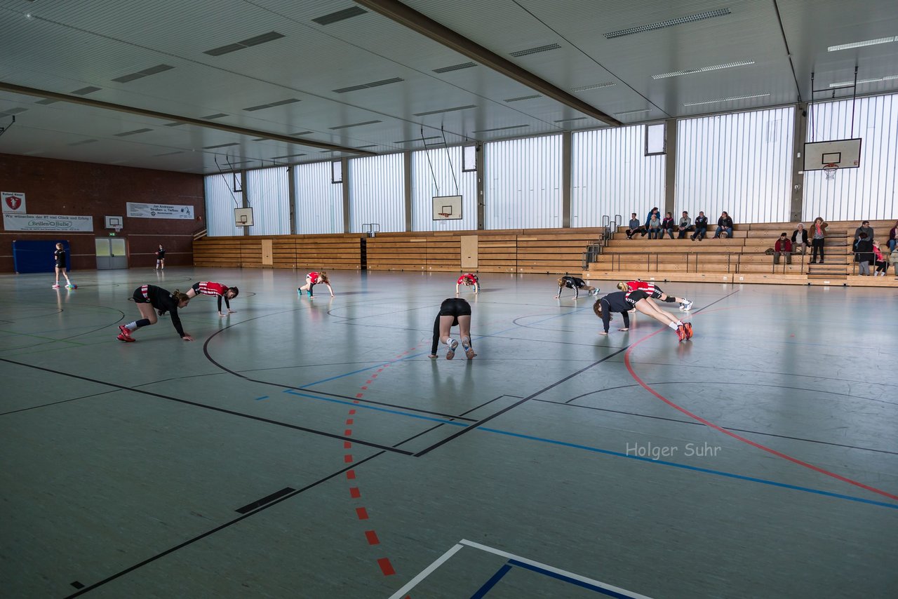 Bild 111 - A.Juniorinnen Bramstedter TS - HSG Fockb/Nuebbel : Ergebnis: 28:32